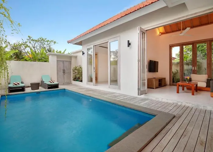 6br Twin In Prime Location *